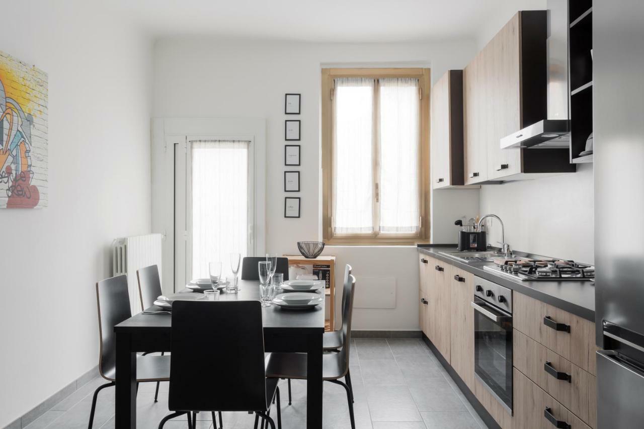 Comfortable Family Group Apartment Via Paruta Милано Екстериор снимка